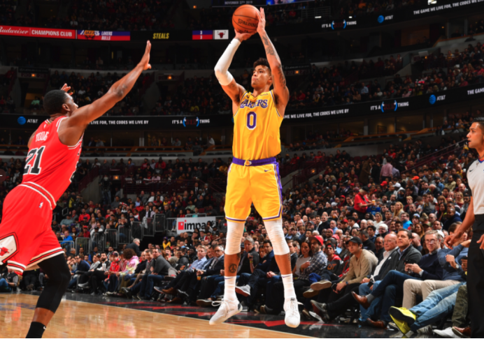 NBA季后赛倒计时，门兴格拉德巴赫今夜单刀错失，细节引发关注，管理层满意，心理建设被强调的简单介绍