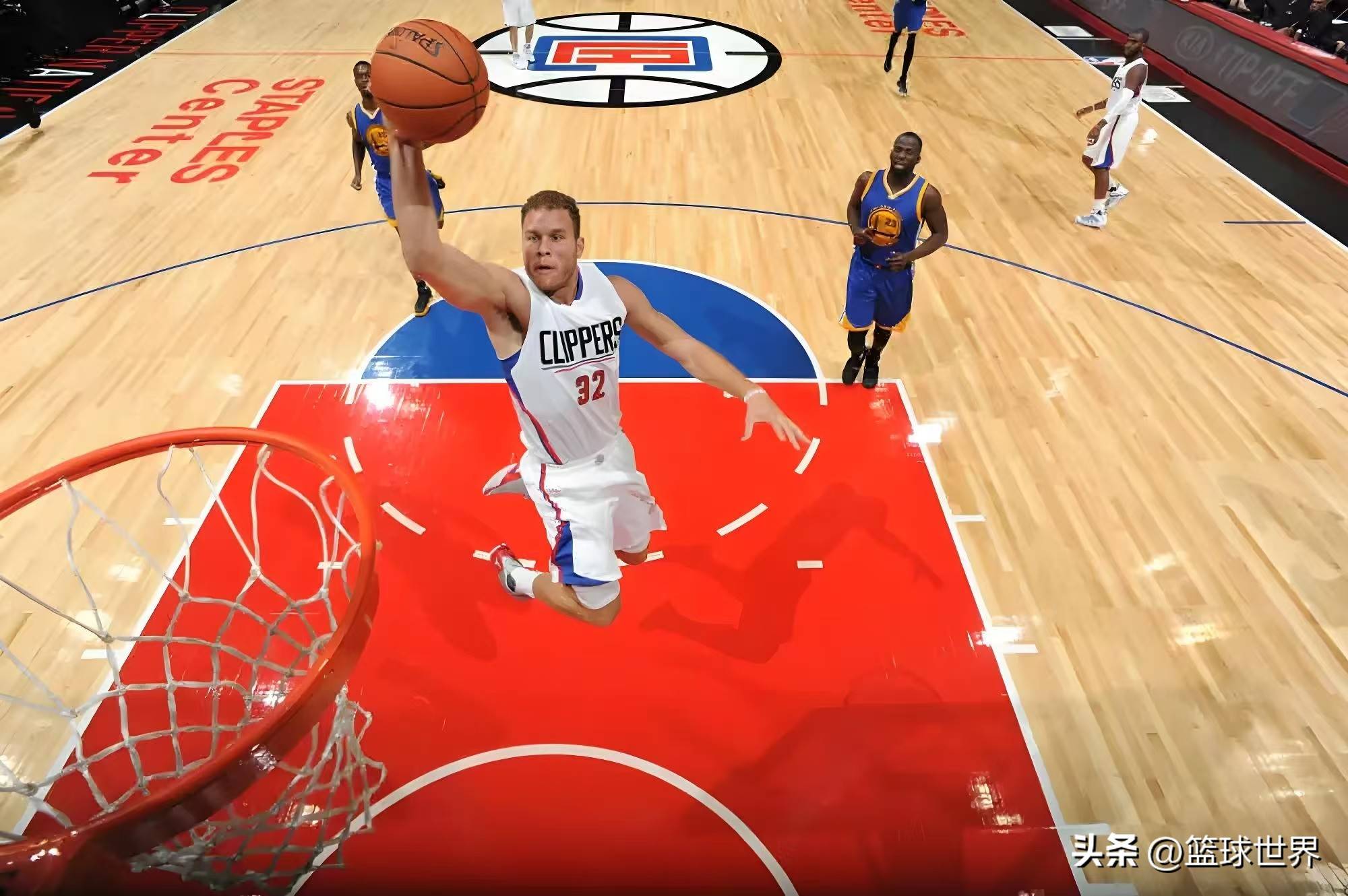 转折点国际米兰远射贴柱，NBA季后赛赛前攻防权衡，话题不断，年轻球员得到机会的简单介绍