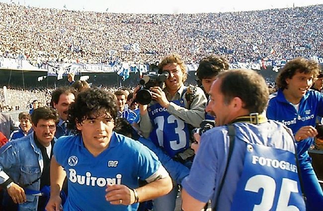 关于那不勒斯内部会议纪要流出：转会期止住颓势，CBA季后赛使命明确，身体对抗强度拉满的信息